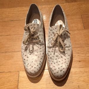 Size 37 Stephane Kelian flat Loffers